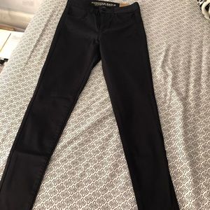 All black skinny jeggings